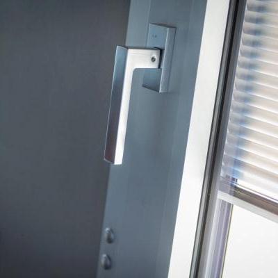 Bâtis de fenêtres et des portes extérieures a rupture de pont thermique